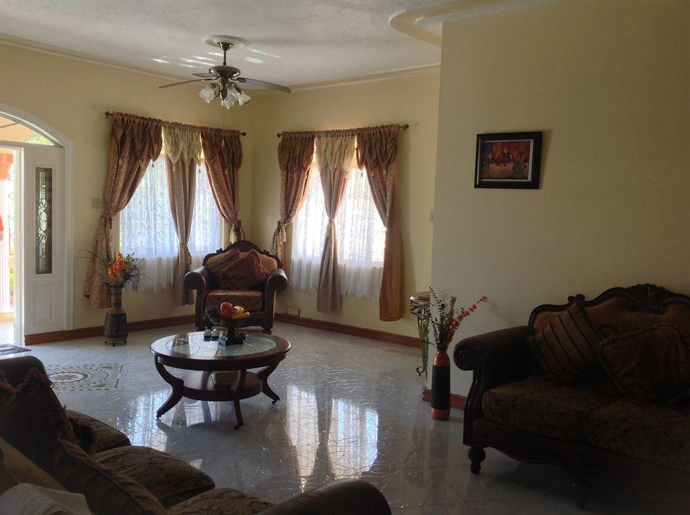 Cazwin Villas Montego Bay Zewnętrze zdjęcie