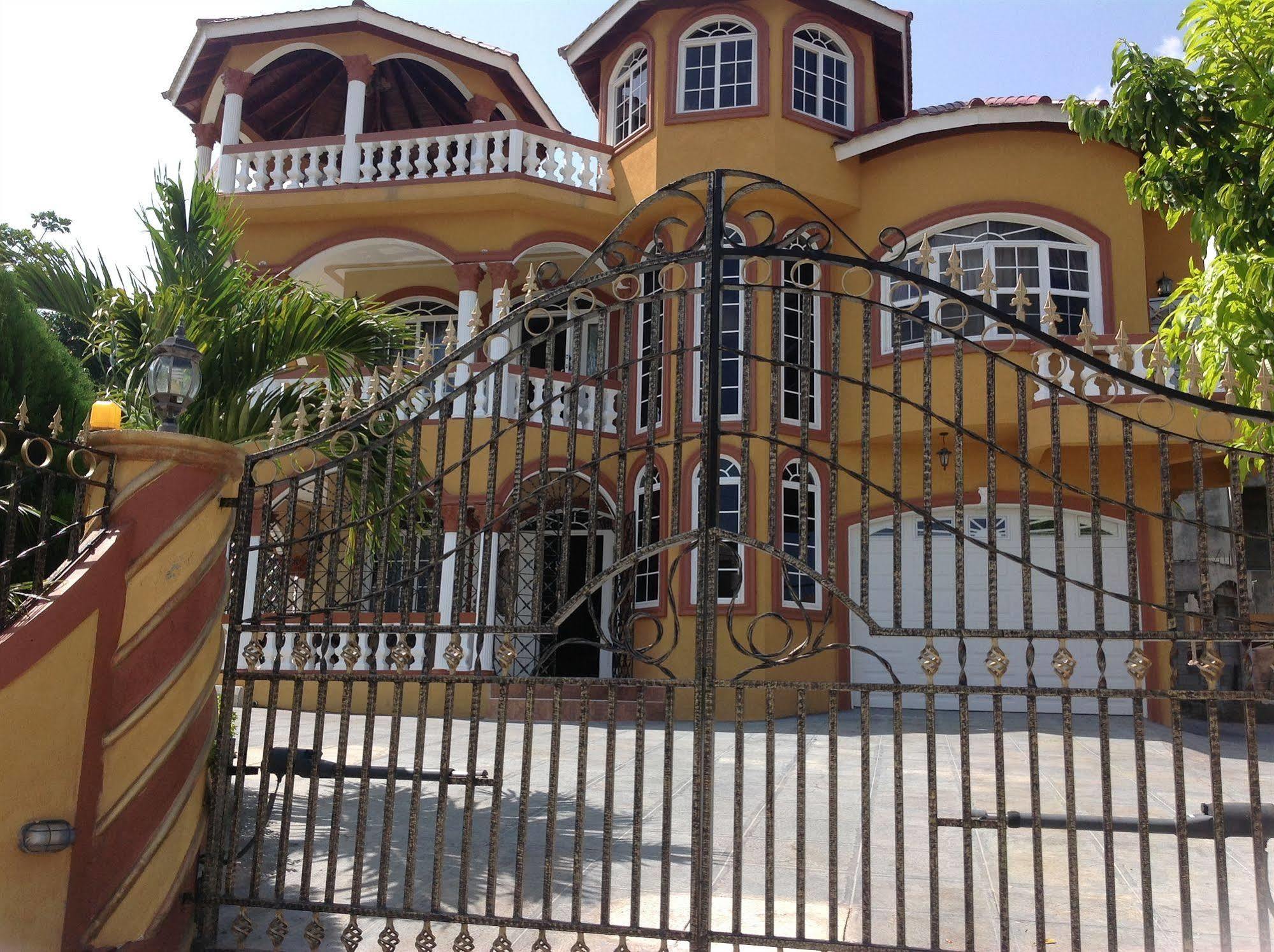 Cazwin Villas Montego Bay Zewnętrze zdjęcie